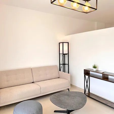 Carabeo 26 Boutique Casasol *